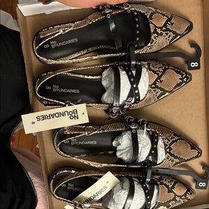 NWT bundle 2 sz 8 No Boundaries Women's snake print flats resale punk 80’s retro
